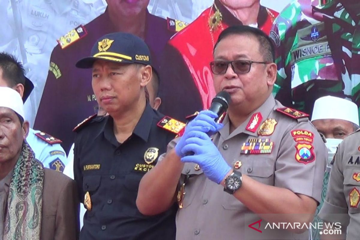 East Java policemen involved in drug ring: Police