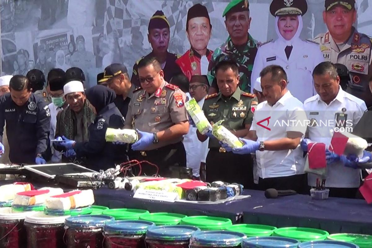 Polisi ungkap pengendalian peredaran narkoba dari Madura (Video)