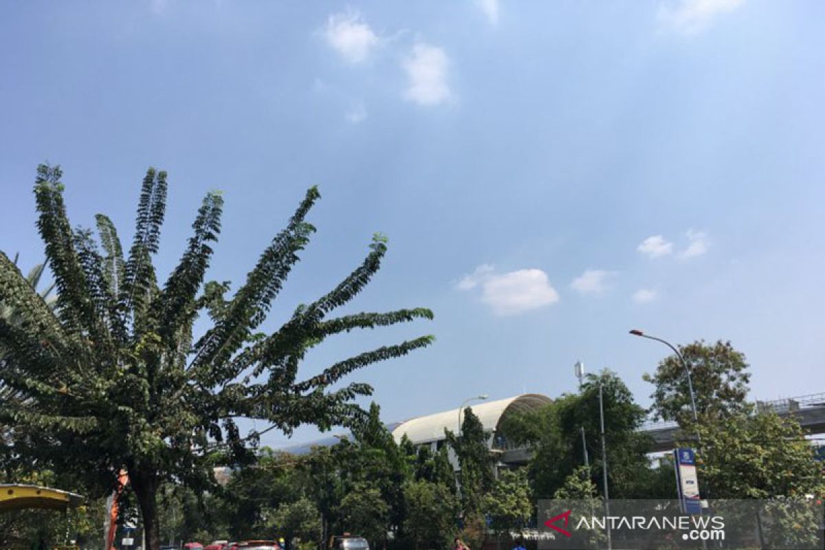 Sudin LH Jaktim tanggapi Rawamangun polusi udara tertinggi