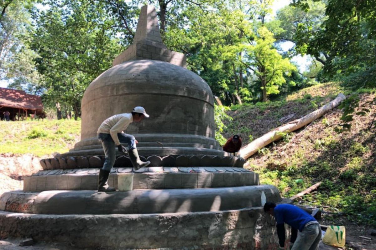 Replika Stupa Borobudur berdiri di Ukraina