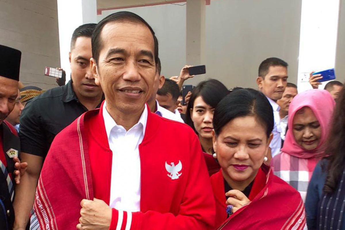 Pengamat harap Presiden Jokowi cermat dan hati-hati membentuk kabinet