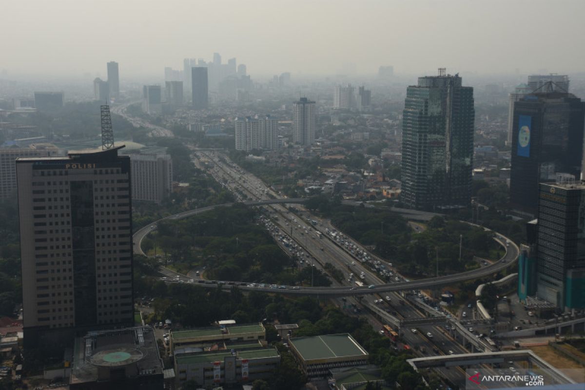 Enam wilayah Jakarta dalam level udara tak sehat Selasa Pagi