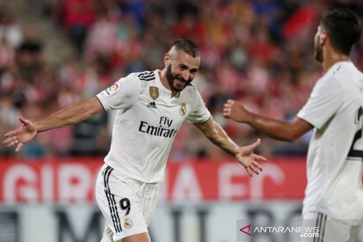 Benzema "hattrik" di laga bersahabatan, Zidane kembali percaya diri