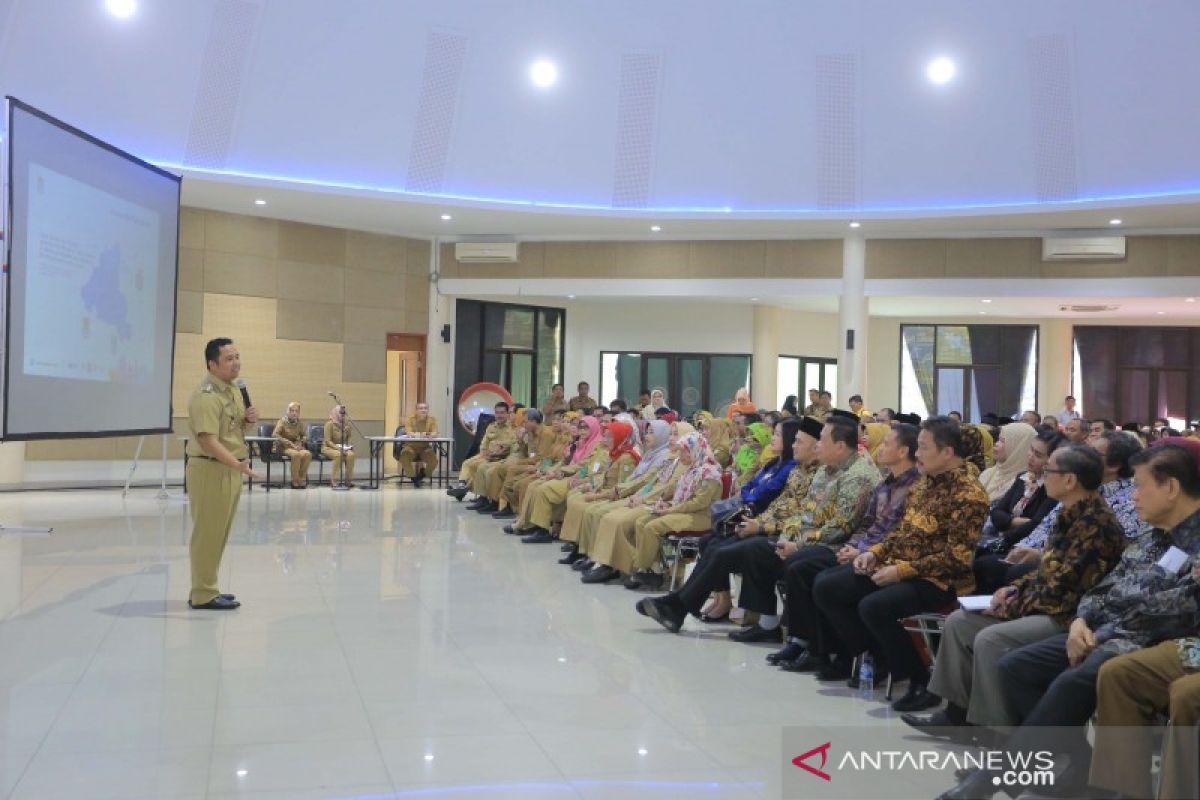 Arief ajak sekolah-perguruan tinggi buat pola didik aplikatif