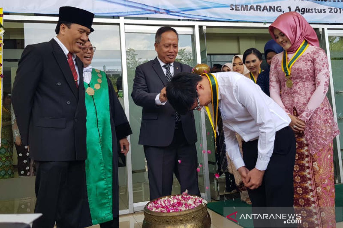 Nasir tekankan perbaikan regulasi tahun ini, rektor asing bisa masuk pada 2020