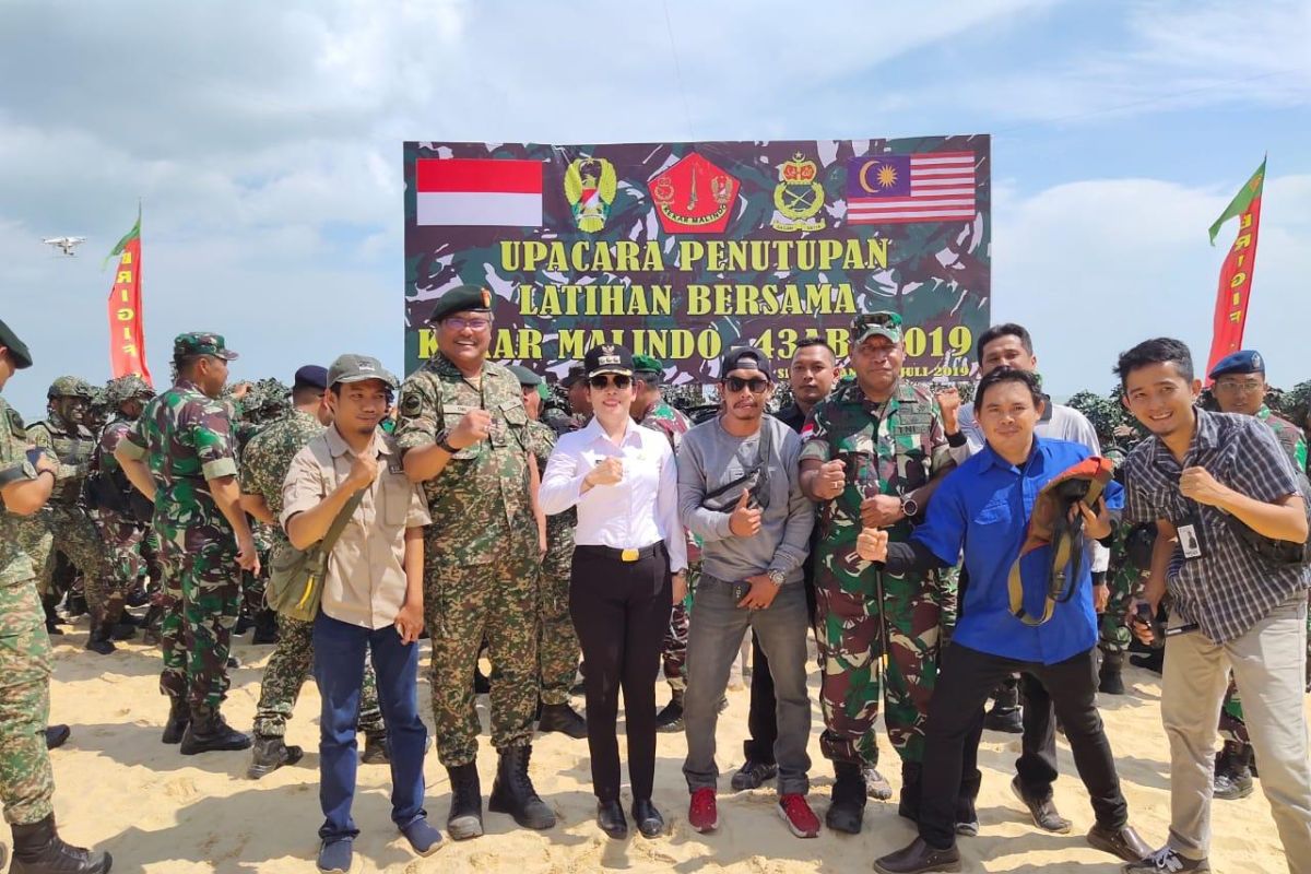 Latihan bersama tentara darat Indonesia - Malaysia 2019 berakhir