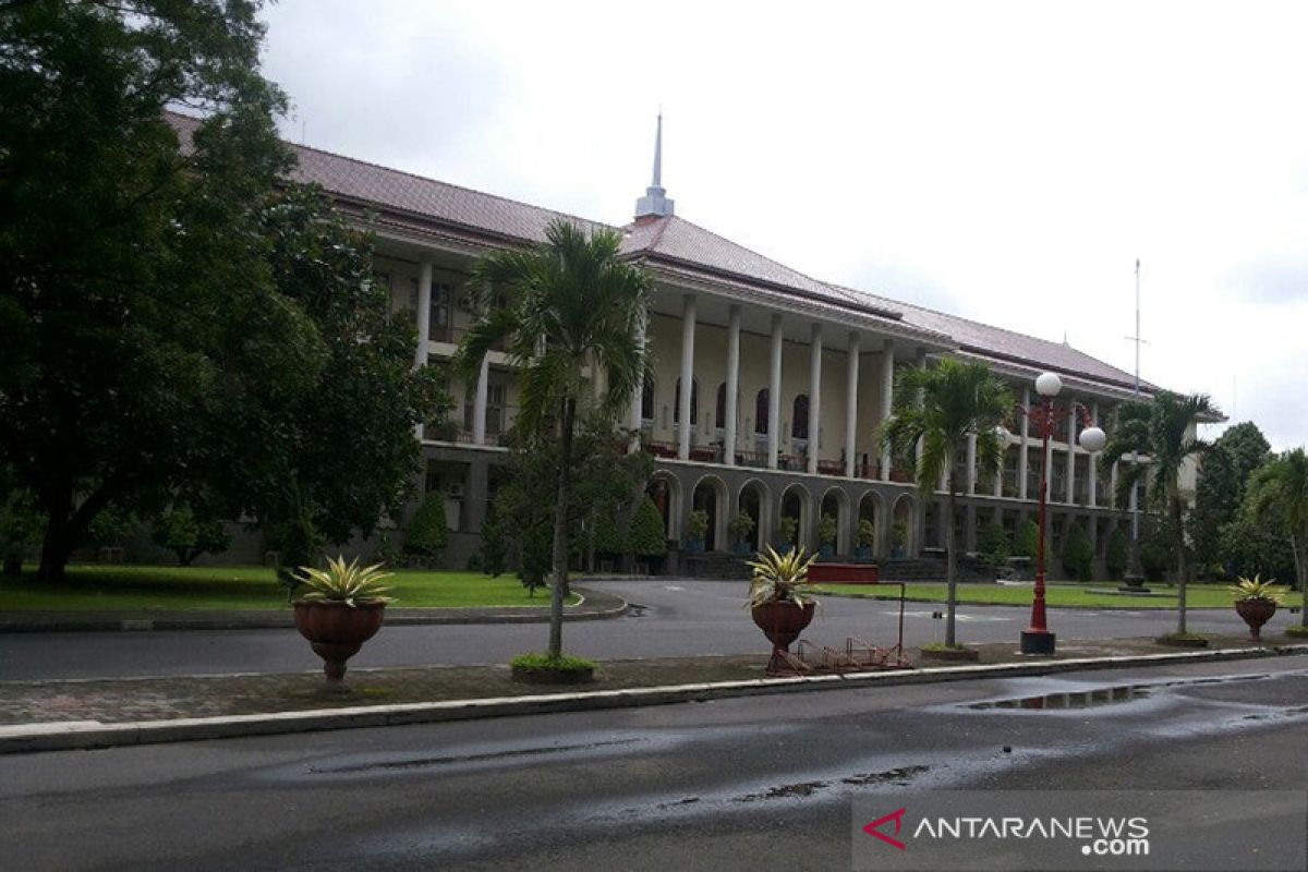 Pengamat: Perekrutan rektor asing jadi cambuk bersaing ketat