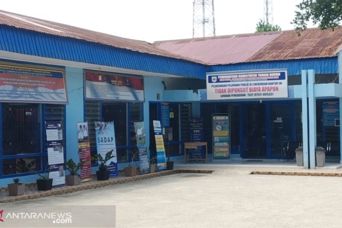 Women in the household industry in Tanah Datar are trained for gender equality