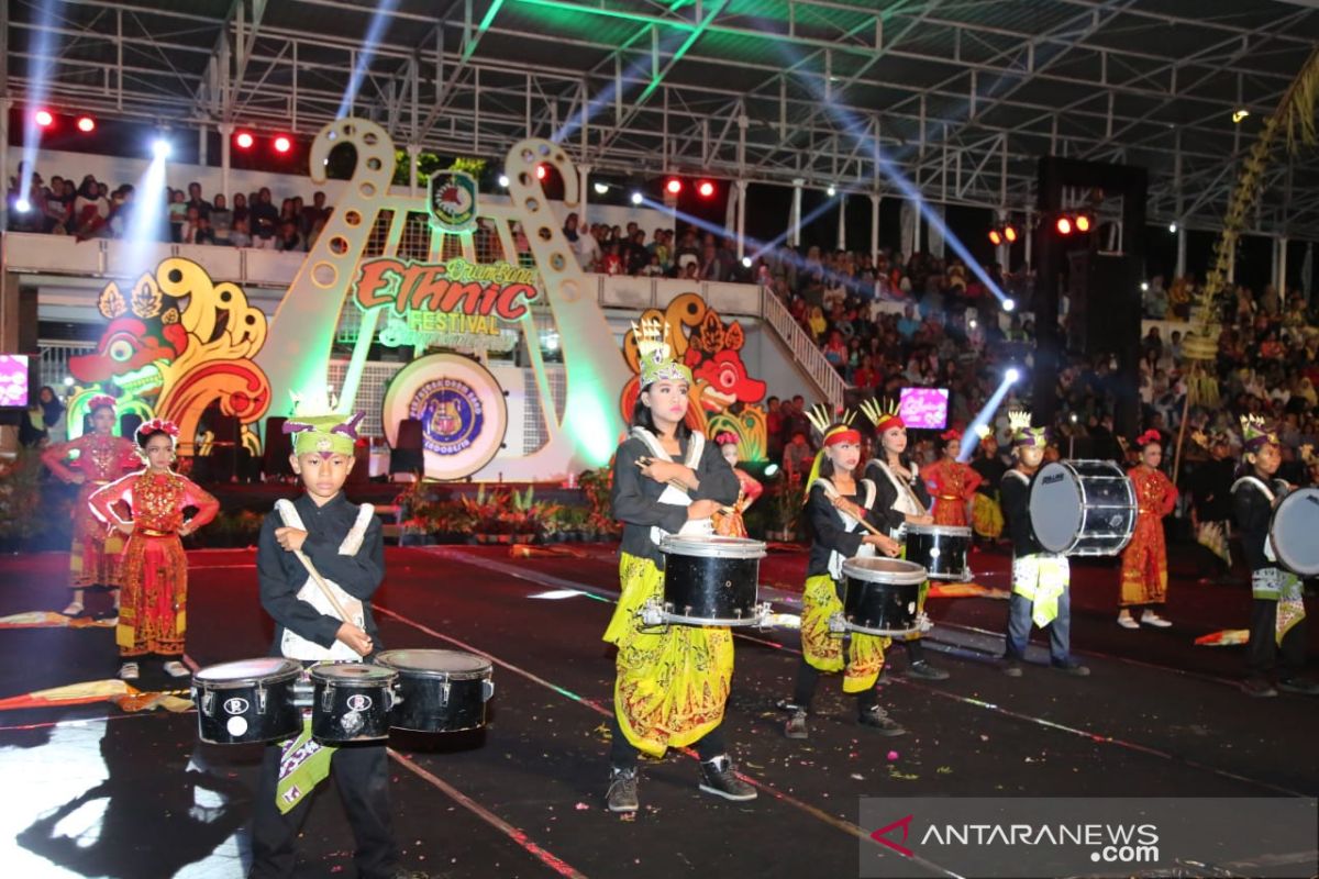 Festival Drumband Etnik digelar di Banyuwangi