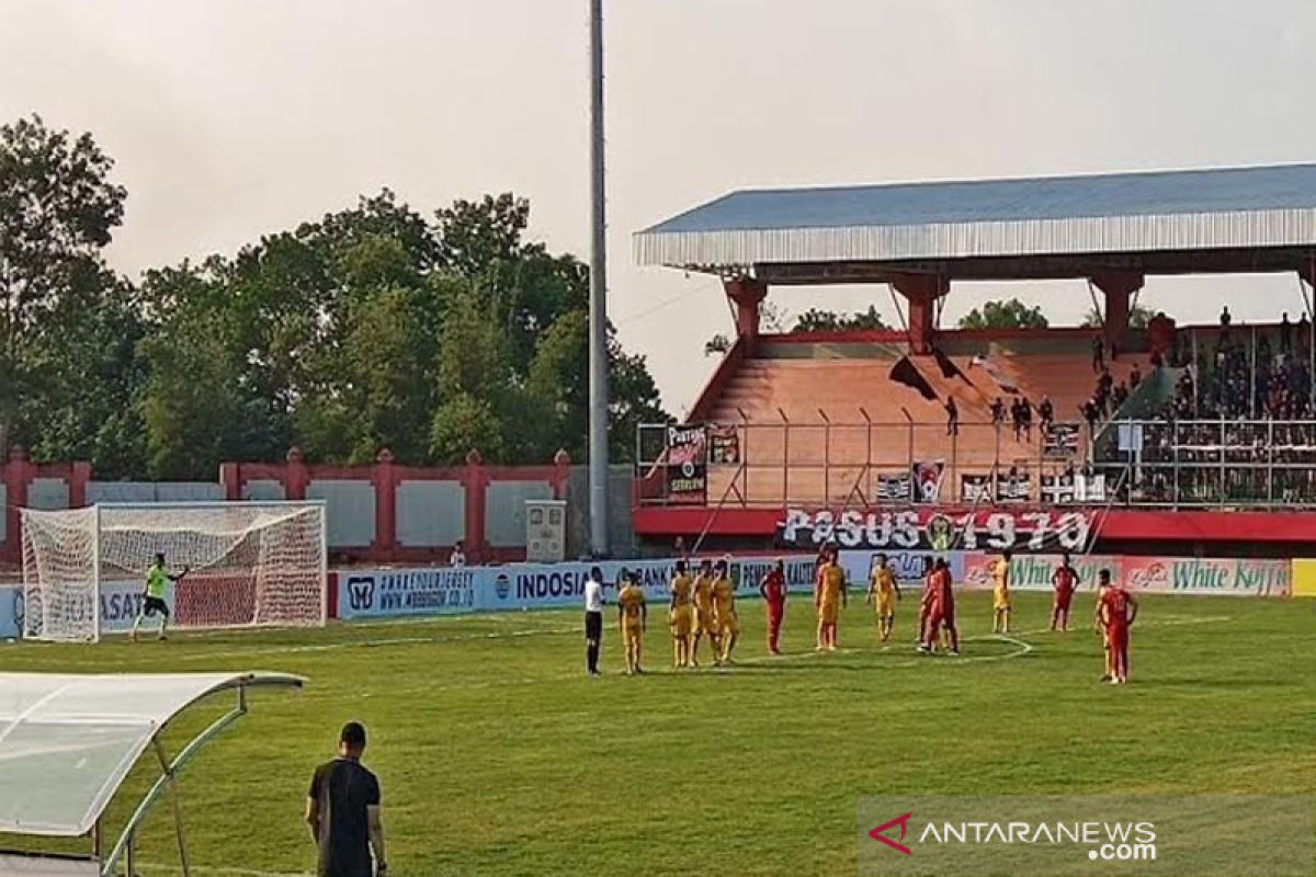 Kalteng Putra sementara unggul 1-0 atas Semen Padang