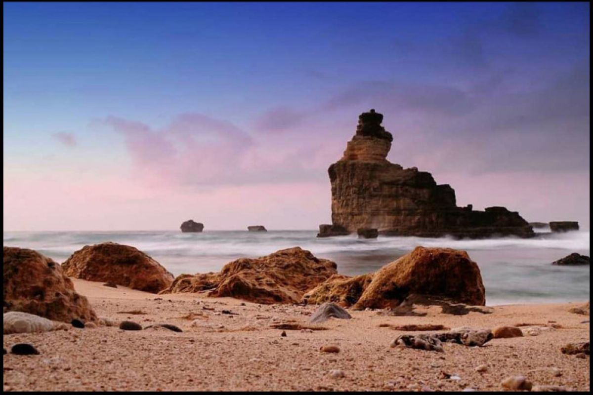 Bupati Pacitan tegaskan dukungan status geopark karst Gunung Kidul