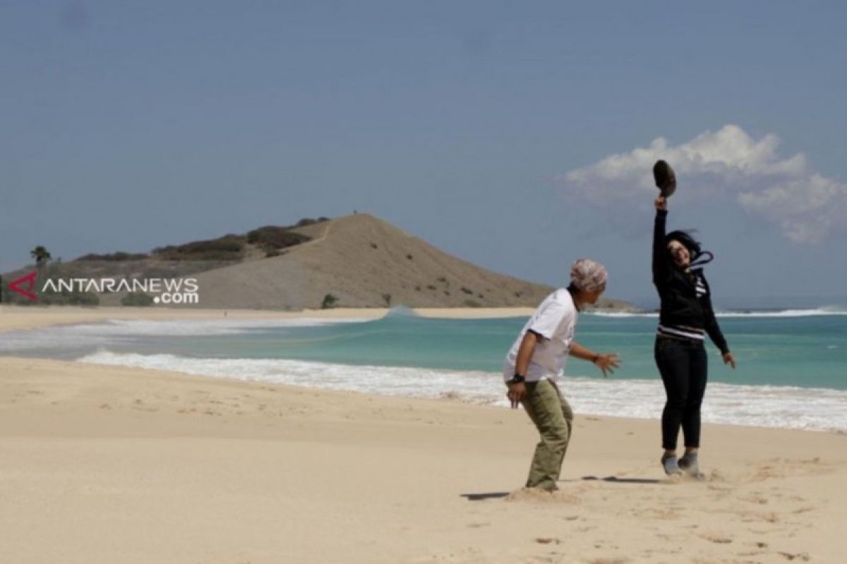 NTT targetkan pengembangan kawasan wisata Pantai Liman selesai Oktober