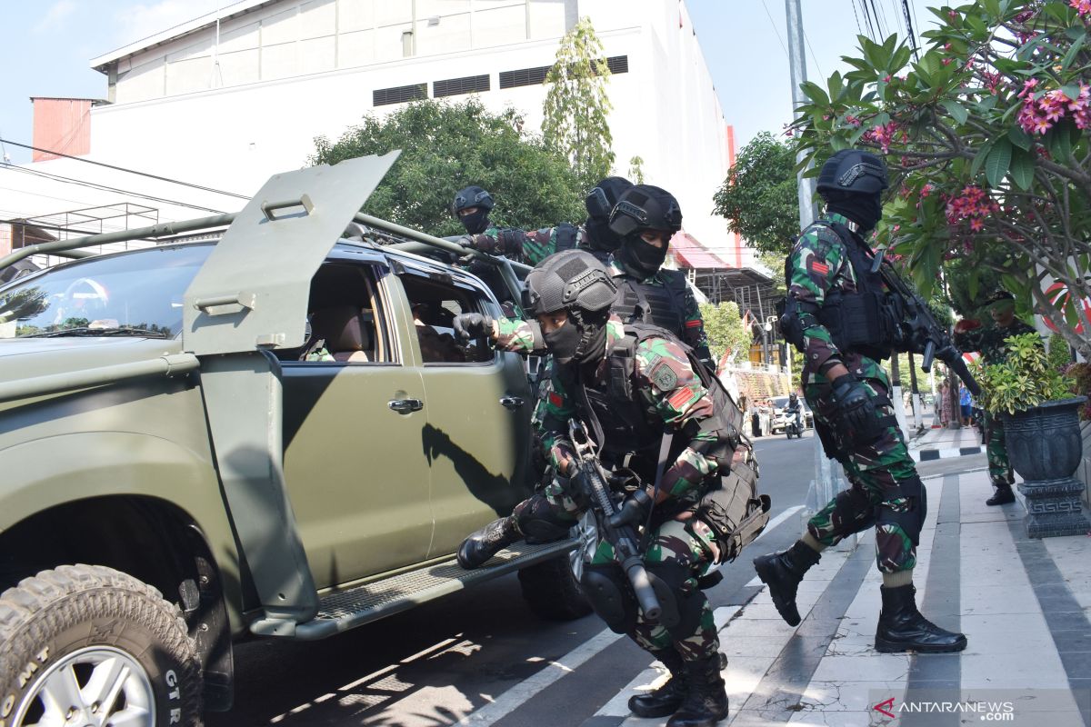 Imparsial: Pengerahan militer tangani terorisme harus selektif