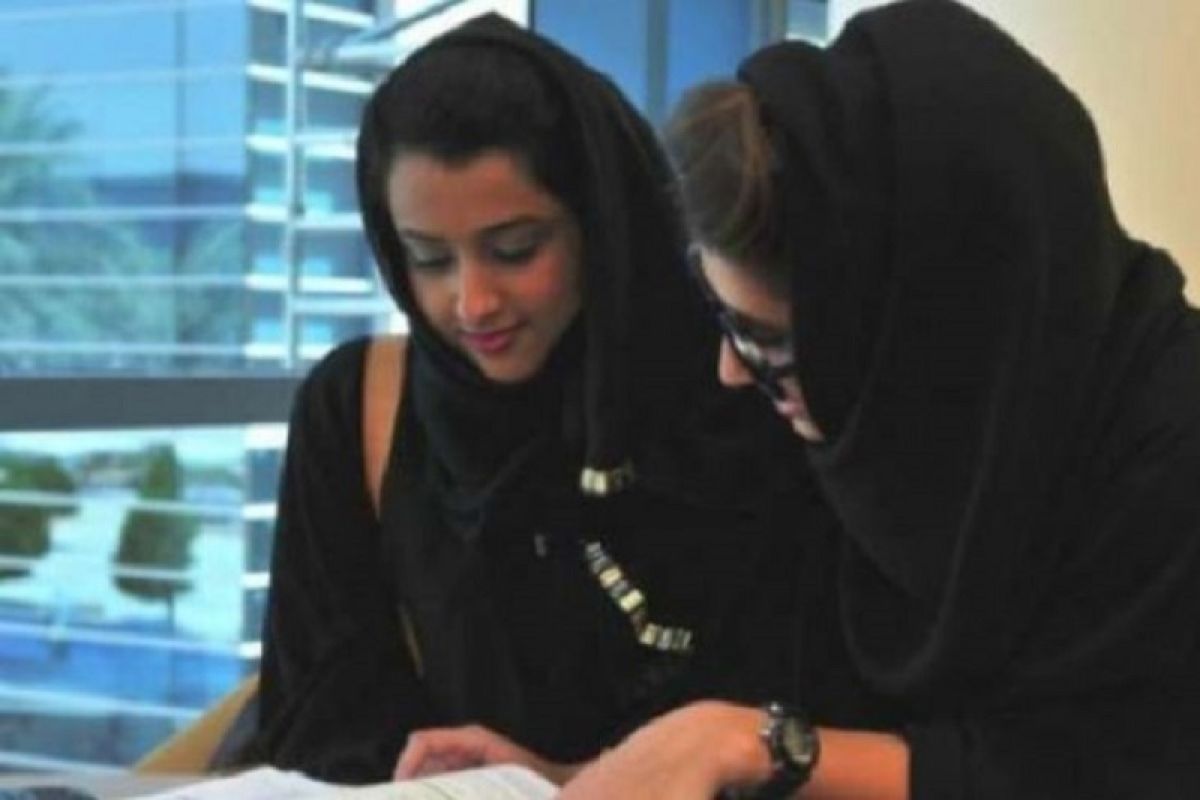 Arab Saudi tanggalkan aturan tentang pembatasan wanita pergi ke luar negeri
