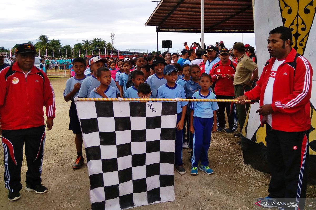 Ribuan warga Biak meriahkan pembukaan kegiatan lomba Proklamasi  RI