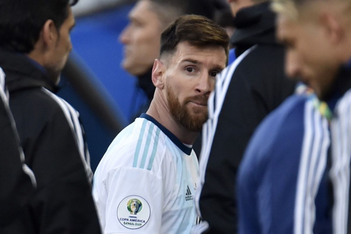 CONMEBOL hukum Messi dilarang tampil tiga bulan