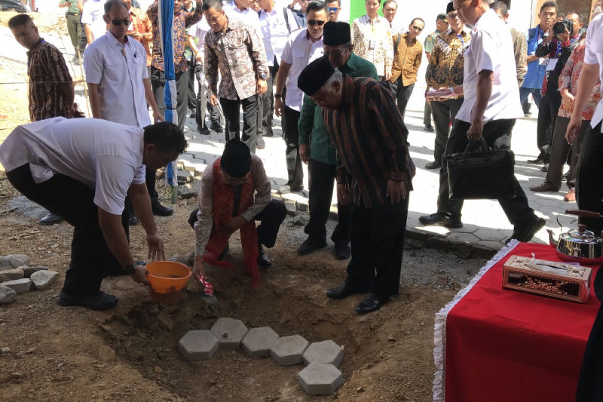 Wapres JK tinjau Pesantren Modern Internasional Dea Malela Sumbawa