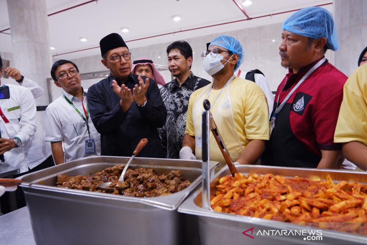 Tim haji berhasil cegah jamaah dari keracunan  makanan