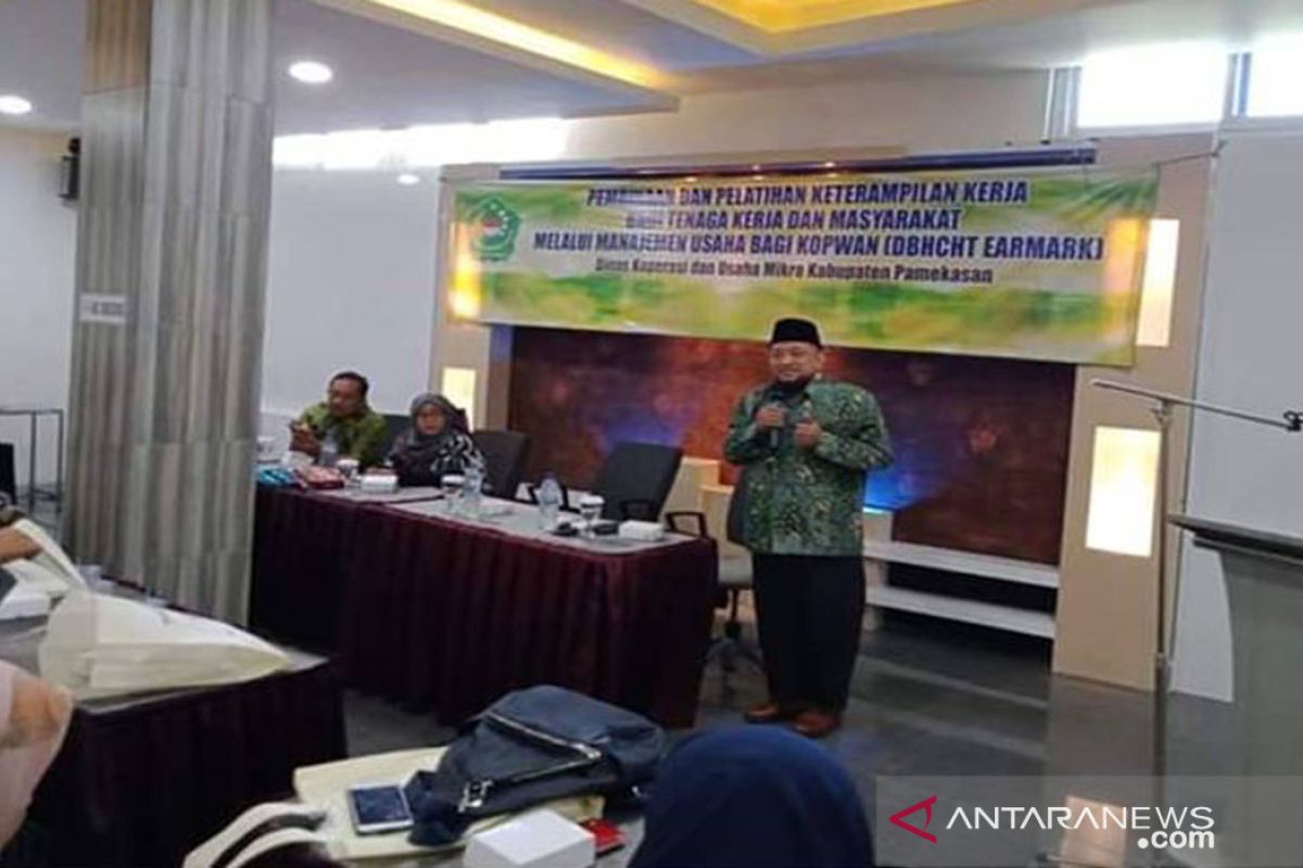 Diskop Pamekasan tingkatkan SDM koperasi wanita