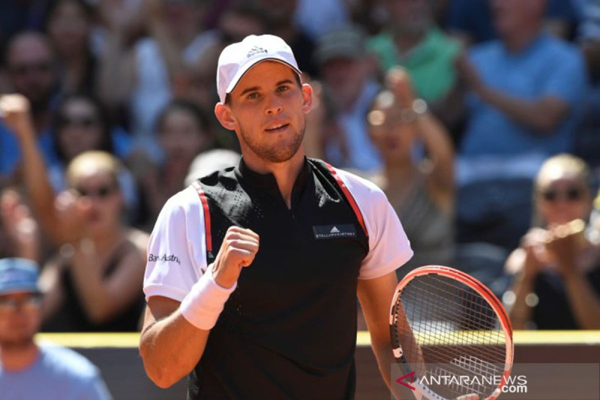 Petenis Thiem tantang Raja Australia Open Djokovic di babak final