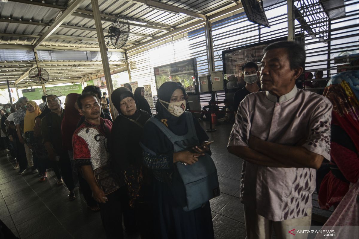 PT KCI: Maaf layanan menuju Stasiun Manggarai terganggu akibat tawuran