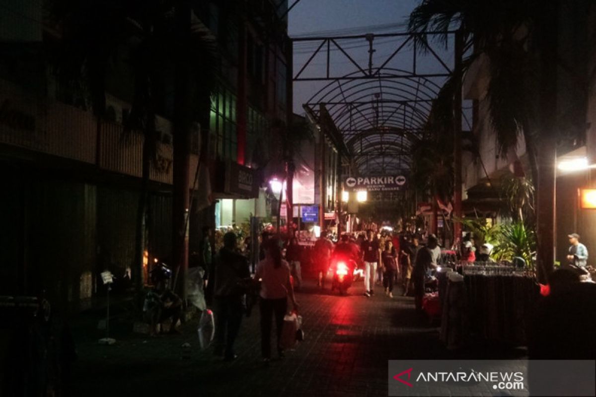 Listrik di kawasan Pasar Baru kembali padam