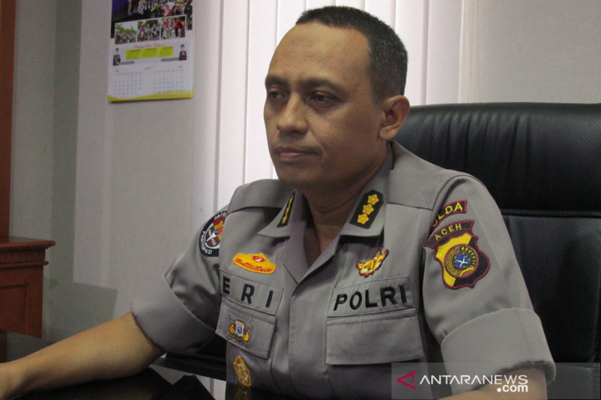 Polisi tangkap empat tersangka pencurian uang Rp100 juta