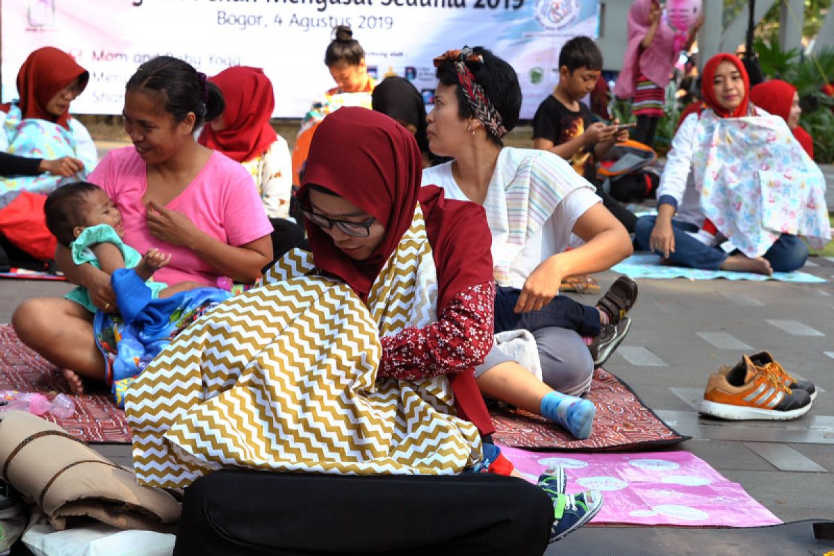 Selasi dorong kakek-nenek dukung ibu menyusui