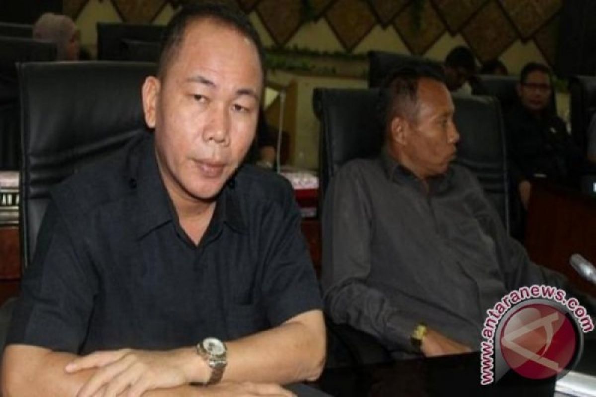 Legislator sayangkan terjadi kekosongan pemerintahan di Padang