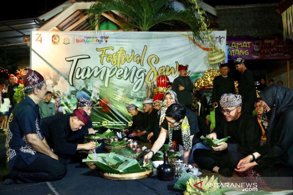 Tradisi Tumpeng Sewu Banyuwangi