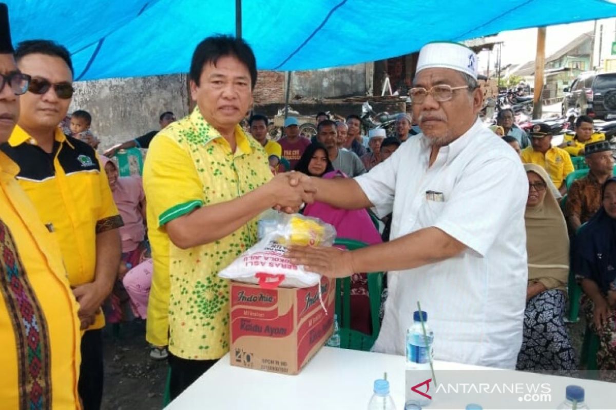 Korban kebakaran Batang Toru dapat bantuan dari Golkar Tapsel