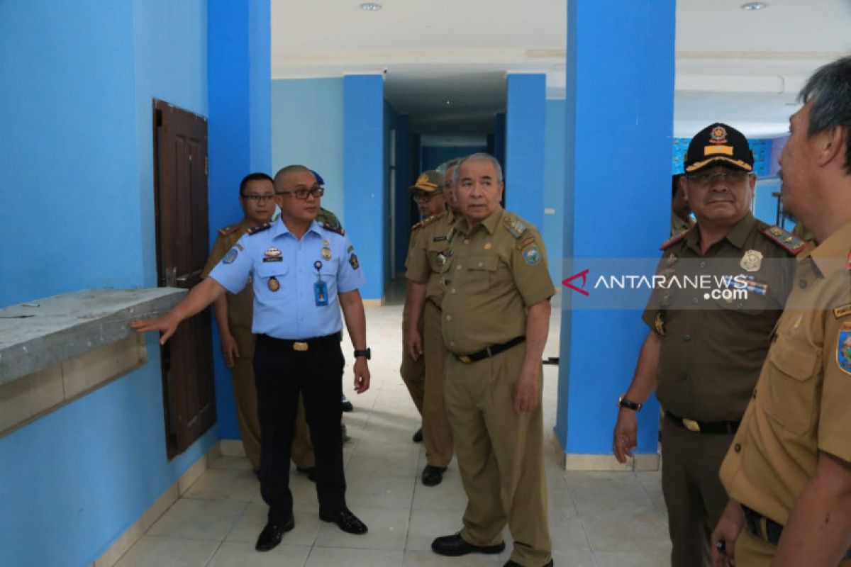 Bupati Ogan Komering Ulu pantau kesiapan  gedung Kantor Imigrasi