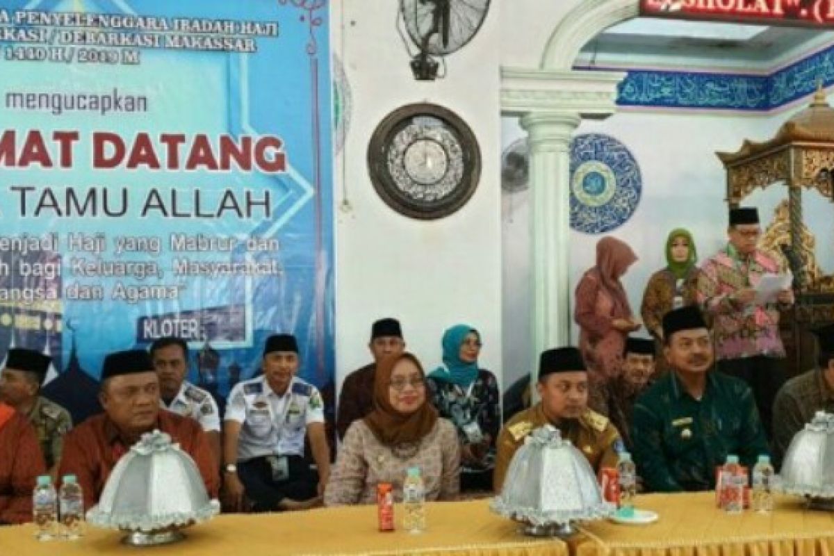 Wagub Sulbar harap jamaah calon haji jaga kebersamaan