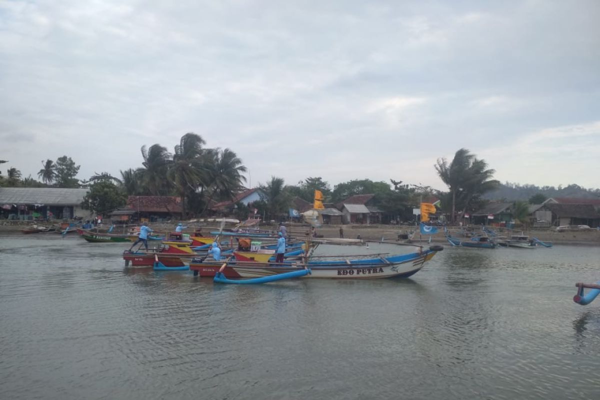 Bupati Sukabumi minta pemerintah pusat tertibkan bagan