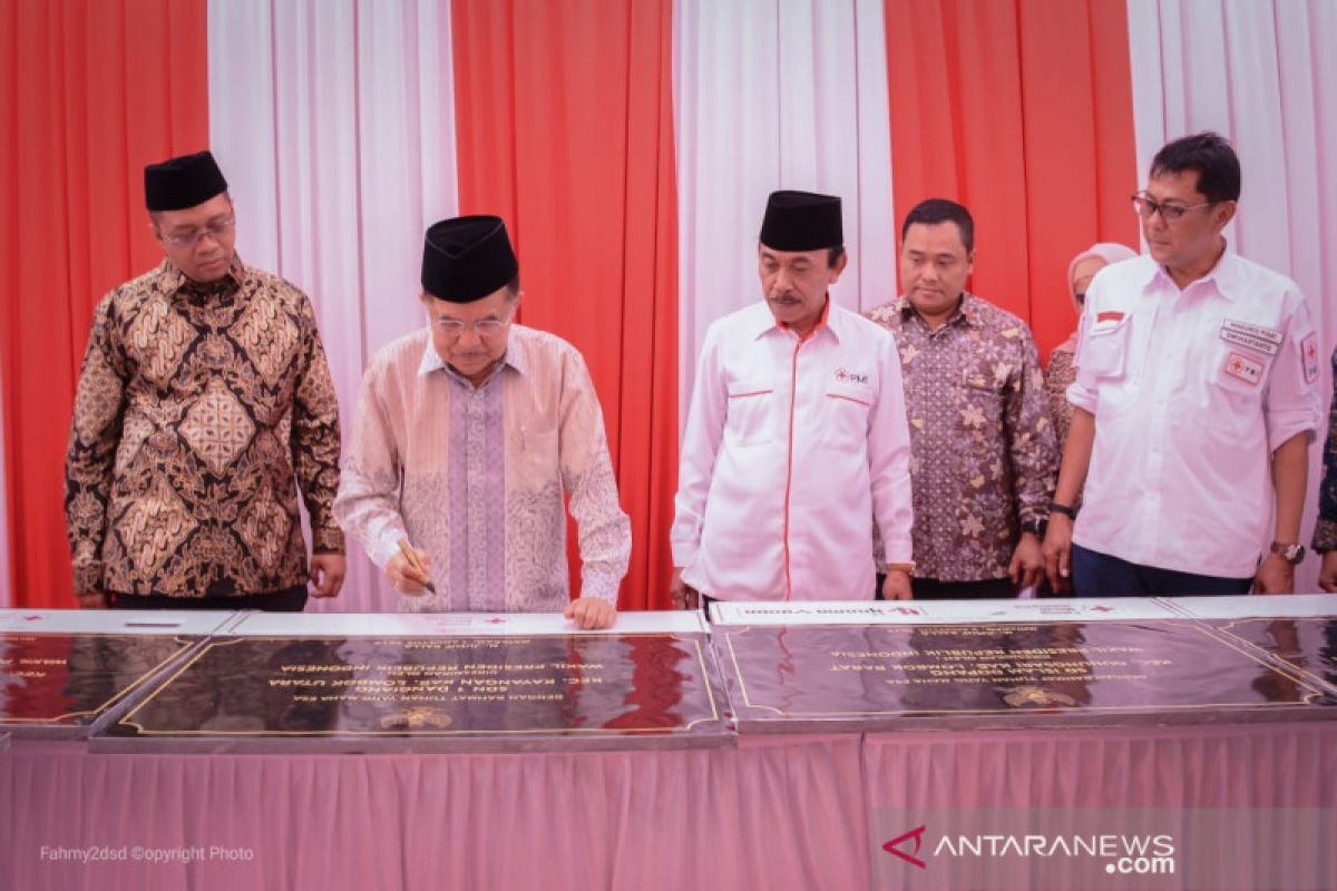 Pembangunan sekolah ramah gempa dan masjid di NTB merupakan bentuk komitmen PMI