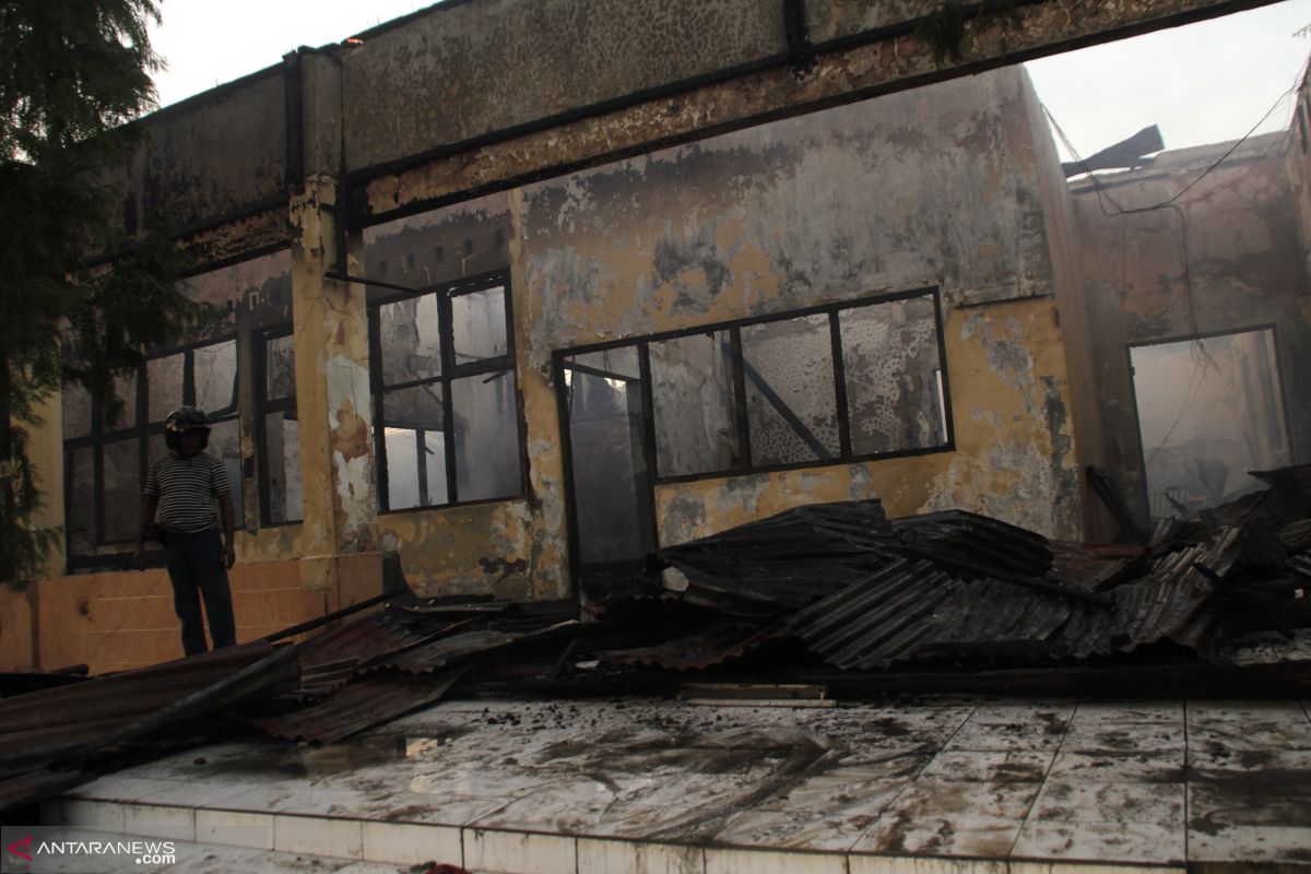 Kerugian akibat terbakarnya gedung di Polda ditaksir capai Rp10 miliar