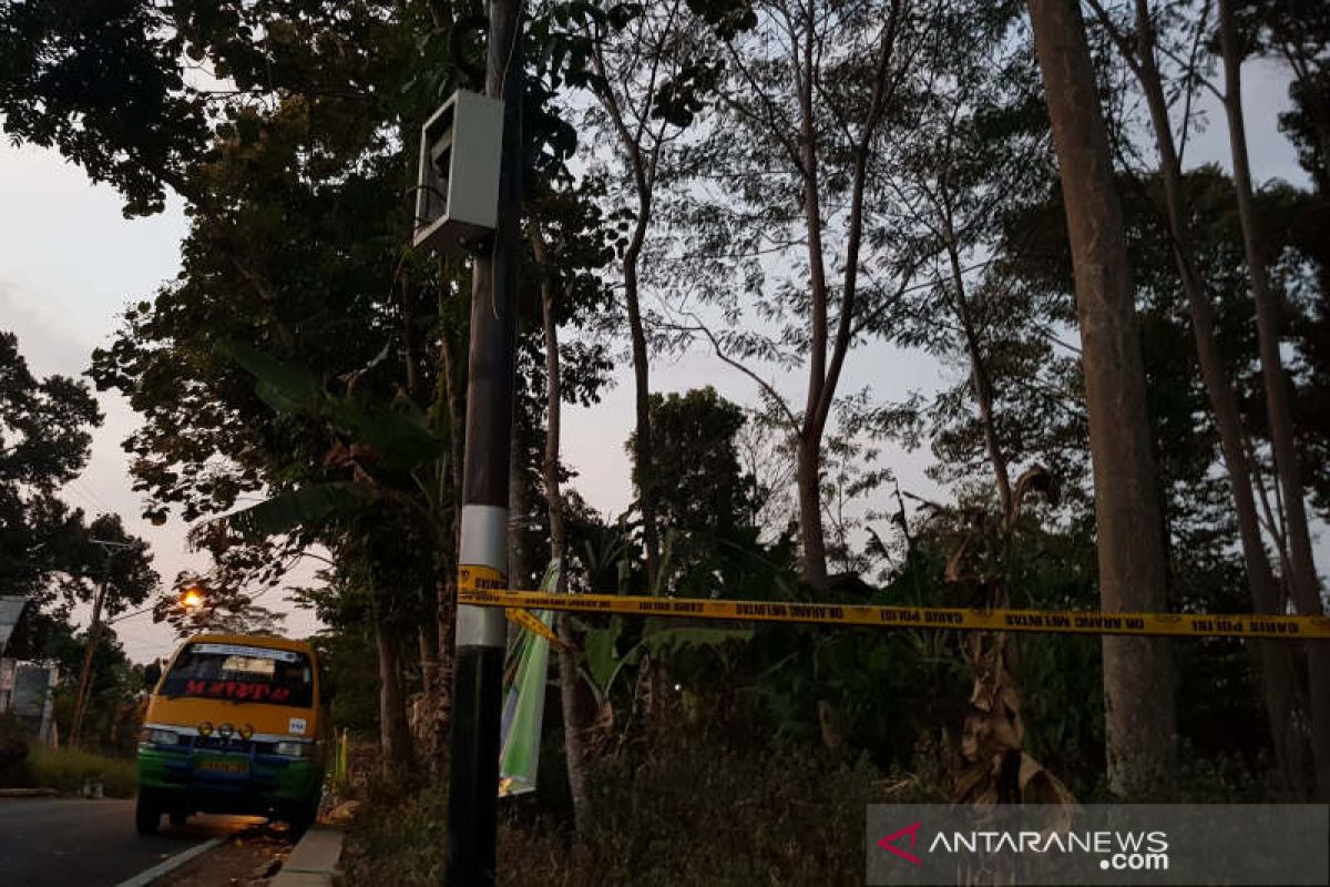 Kabel SUTET di Gunungpati Semarang meledak sesaat sebelum Jakarta padam