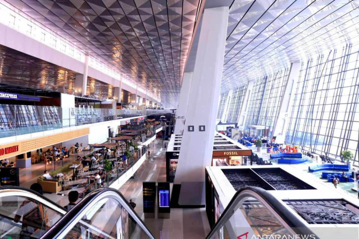 Bandara Soekarno-Hatta beroperasi normal