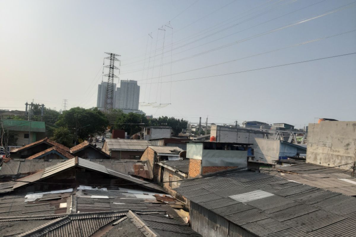 Kualitas udara Pegadungan Kamis pagi terburuk di Jakarta