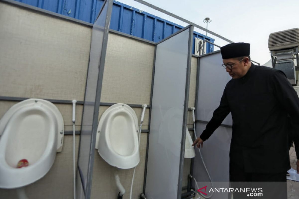 Kurangi antrean tahun ini ada tambahan 8 toilet laki-laki per-maktab di Mina