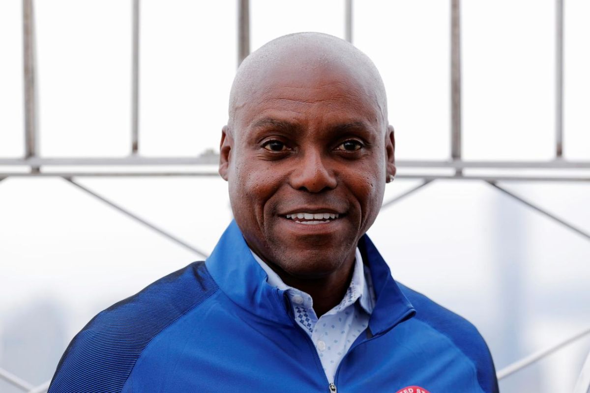 Giliran Carl Lewis si Legenda damprat  Trump