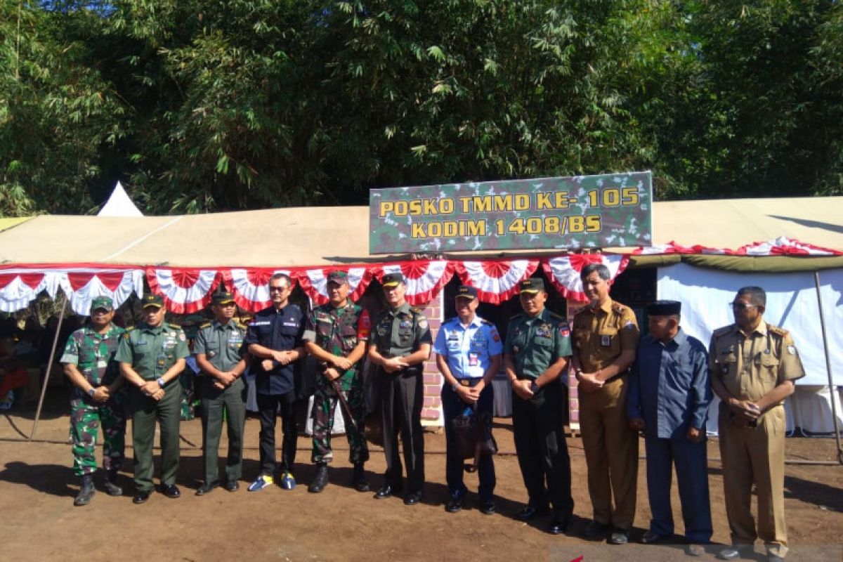 Ketua  tim Wasev TTMD kunjungi lokasi TMMD di Kota Makassar