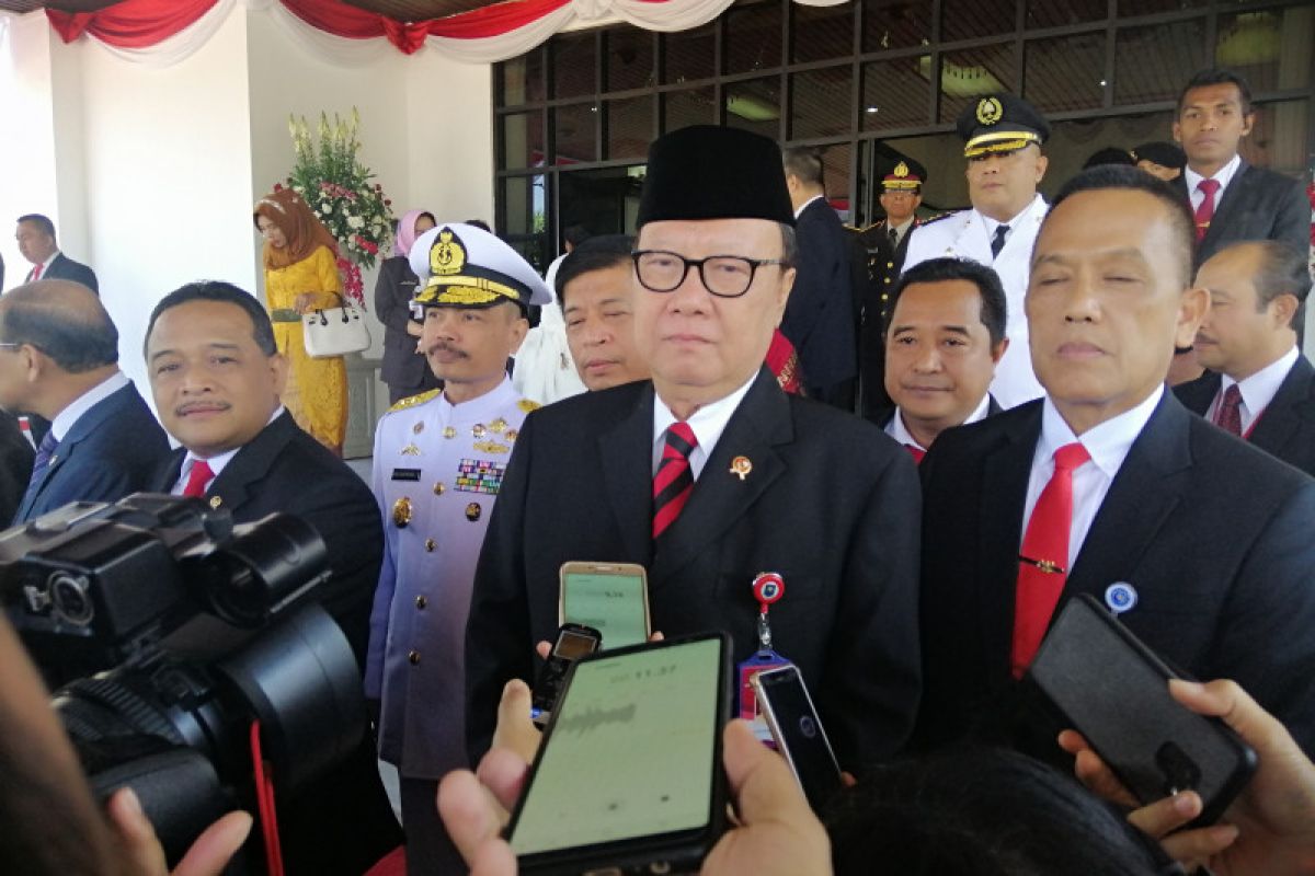 Menteri Tjahyo ingatkan Pejabat daerah  tidak memberikan pernyataan memicu emosi warga