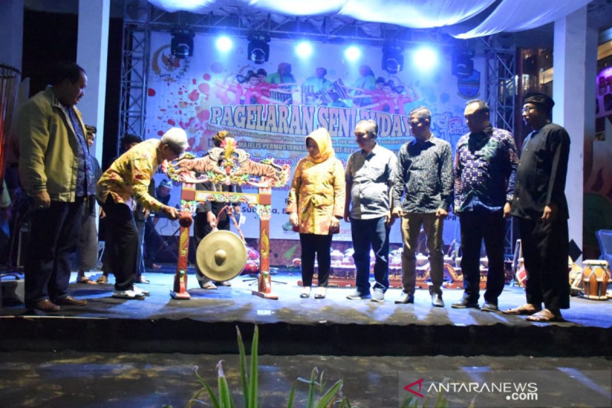 Agun: Seni budaya dorong masyarakat Indonesia bersatu