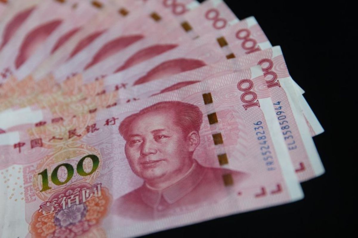 Yuan China pada Rabu menguat menjadi 7,0312 per dolar AS