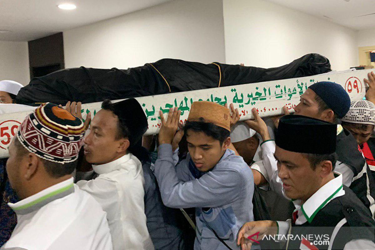 Ulama "penjaga" NKRI KH Maimoen Zubair itu wafat di Mekkah