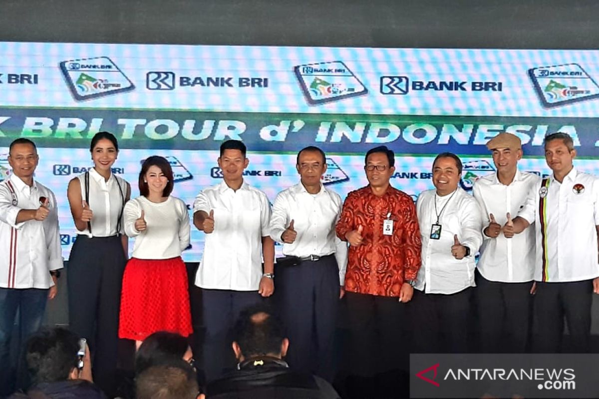 90 cyclists from 22 nations pursue glory in Tour d'Indonesia