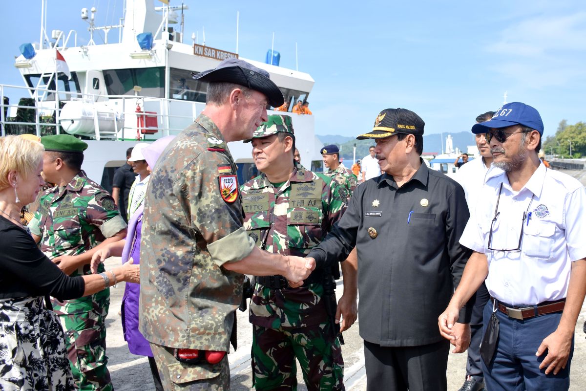 Pemko Sabang perkenalkan wisata bahari ke Atase Militer