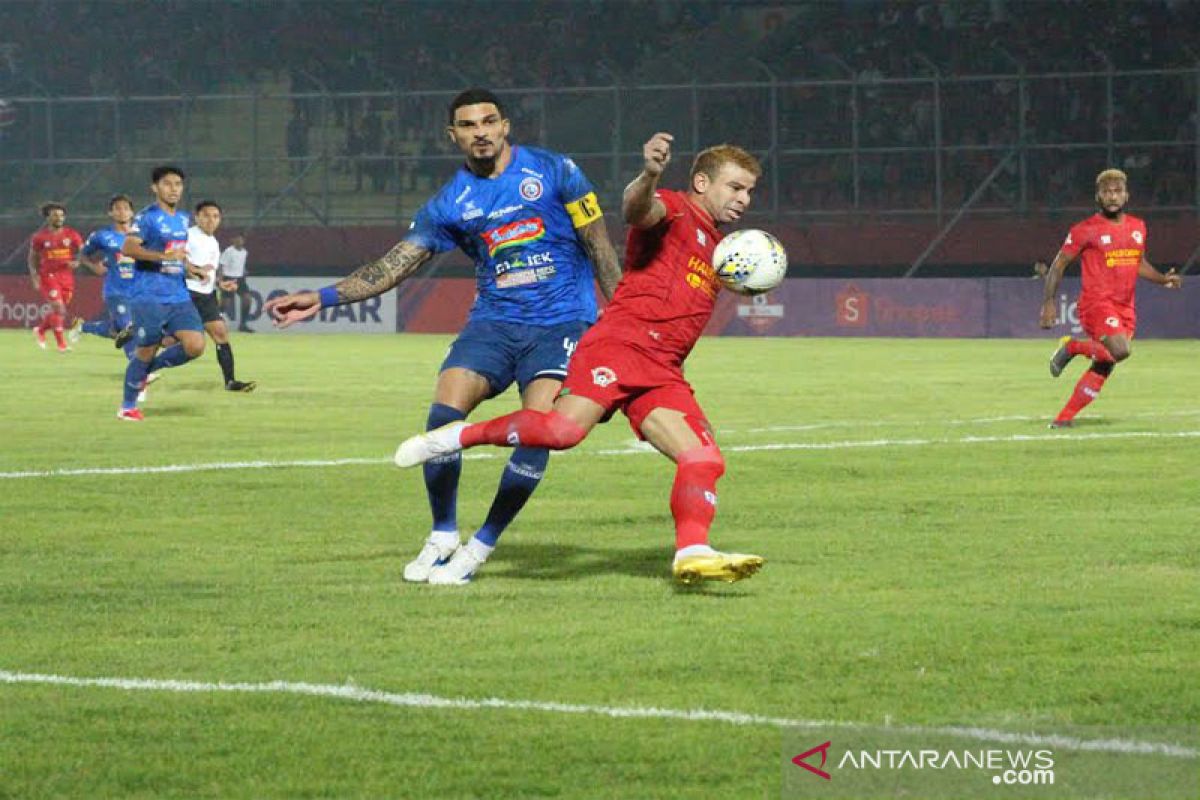 Kalteng Putra sikat Arema FC dengan skor 4-2