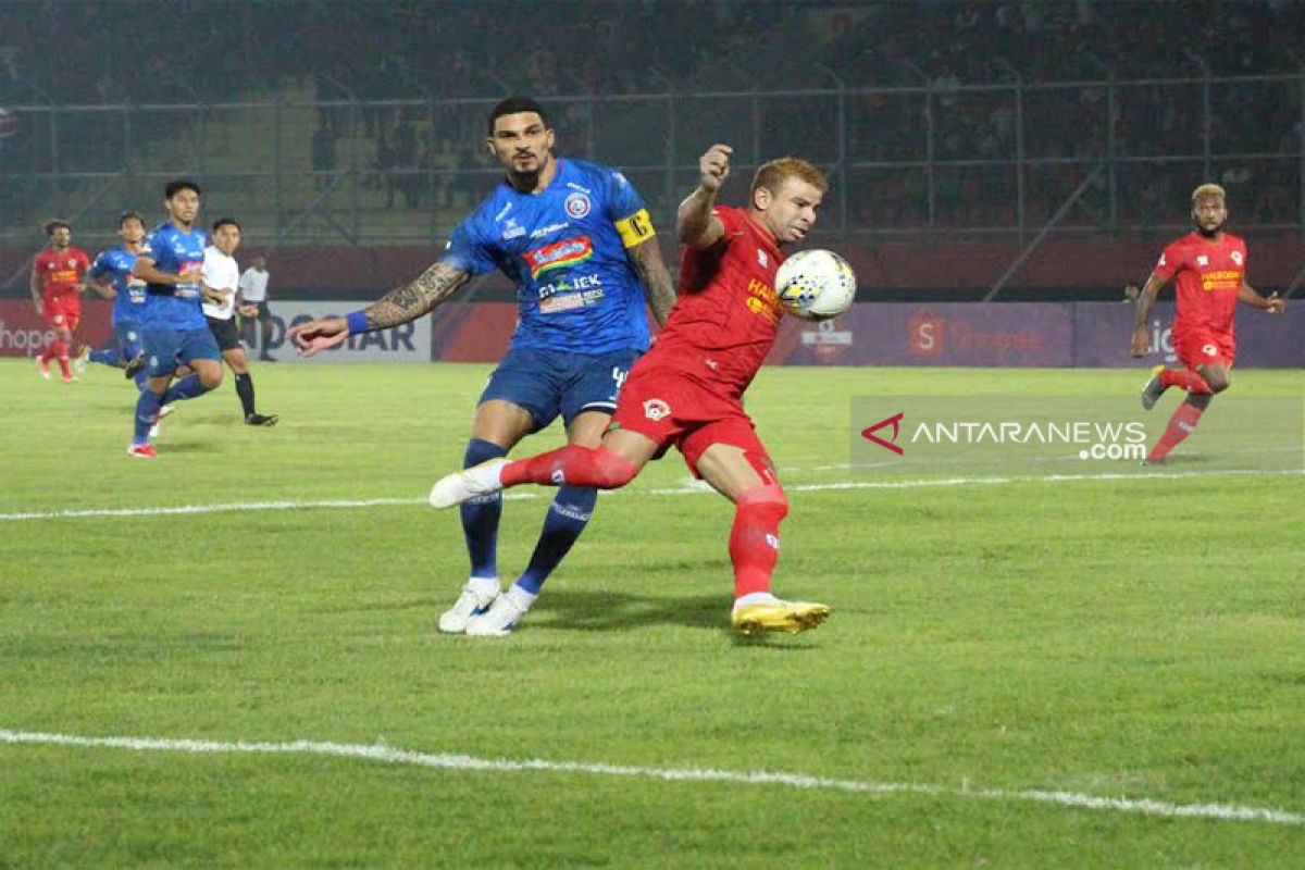 Kalteng Putra lumat Arema FC 4-2